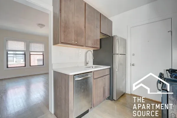 2641 North Spaulding Avenue #3W