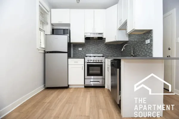 511 West Belmont Avenue #34
