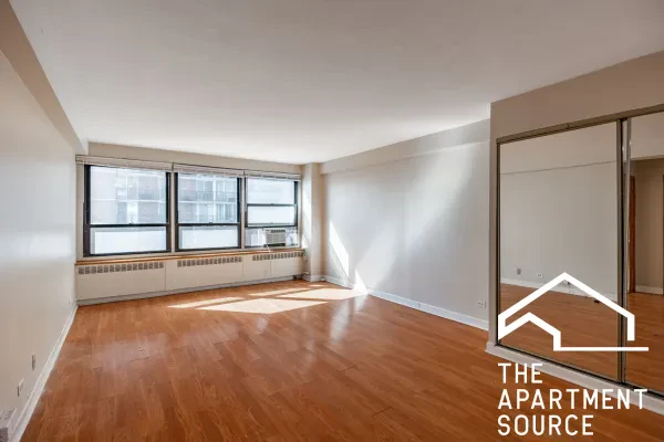 4180 North Marine Drive #604