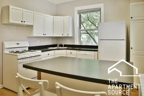 3221 North Leavitt Street #2