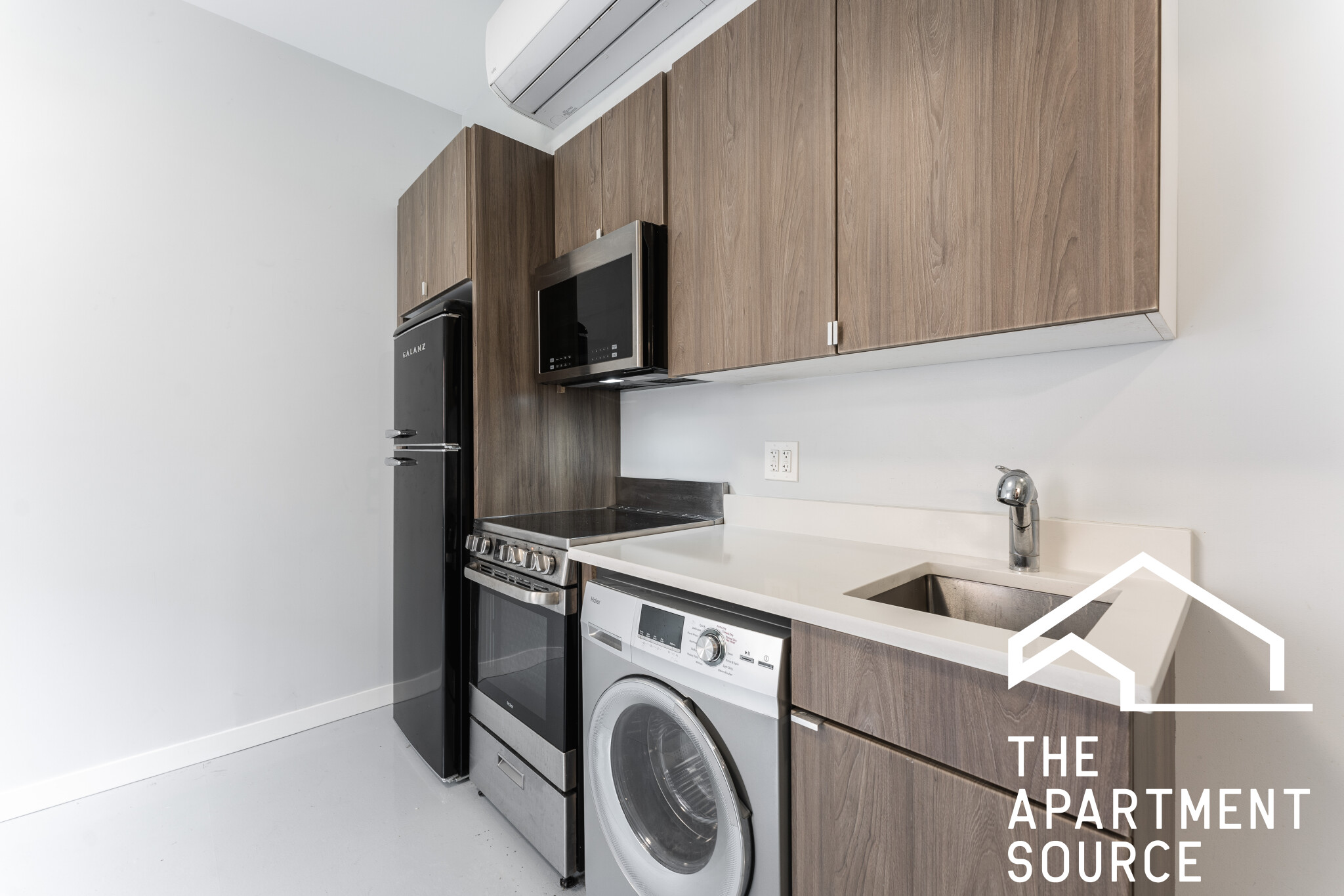 4700 North Racine Avenue #313
