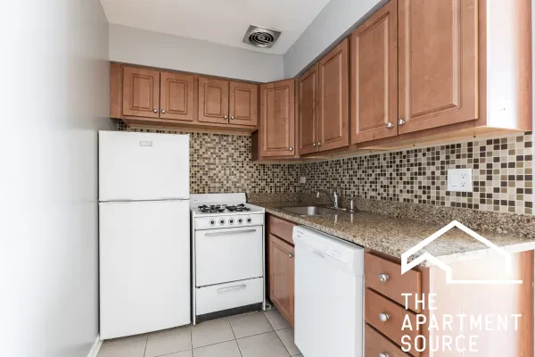 5820 North Sheridan Road #509