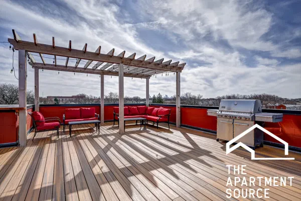 3329 North Avers Avenue #3N