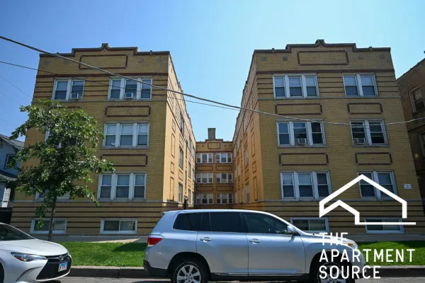 4407 North Kenneth Avenue #3A