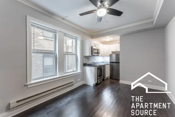 640 West Wrightwood Avenue #216