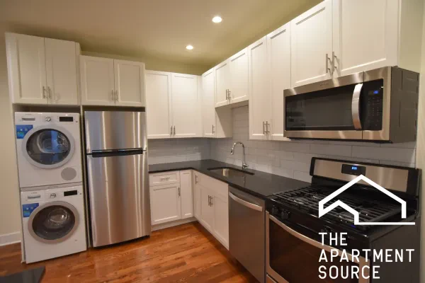 3232 North Clark Street #3F