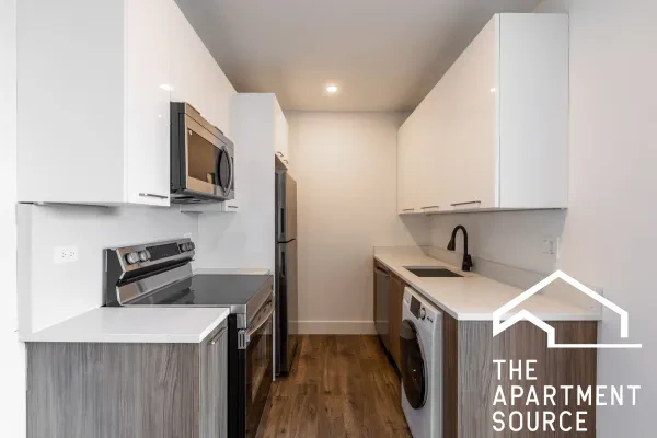 941 West Carmen Avenue #105