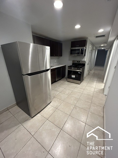 2300 South Ridgeway Avenue #1S