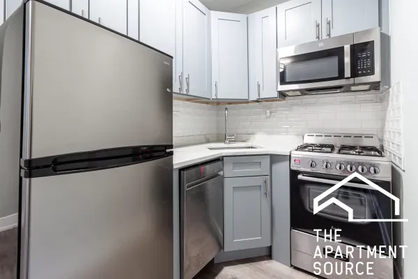 505 West Belmont Avenue #5I