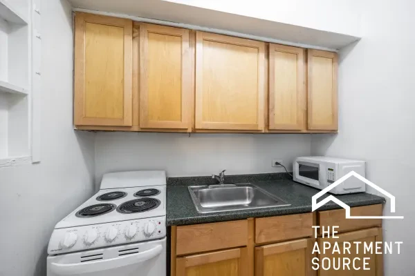 536 West Arlington Place #114
