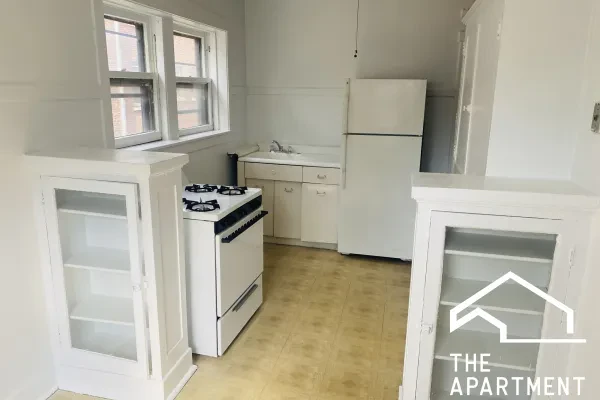 106 Lincoln Avenue #2E