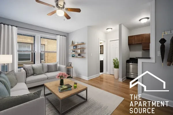 837 West Wolfram Street #207