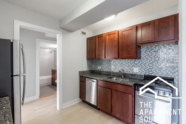 445 West Wellington Avenue #01D