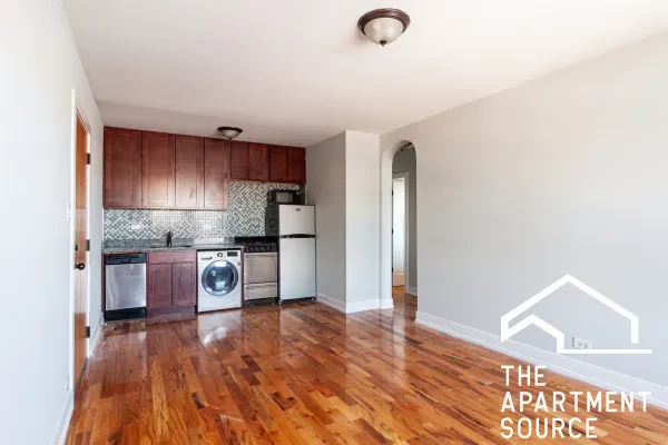550 West Arlington Place #410