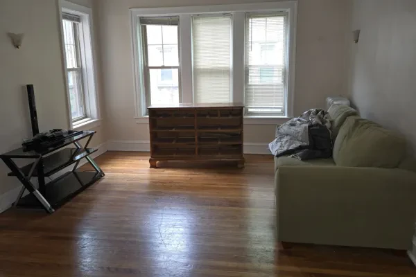 828 Reba Place #2S