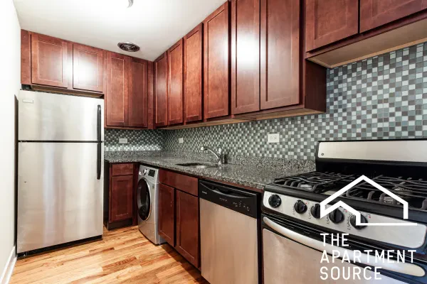555 West Arlington Place #405