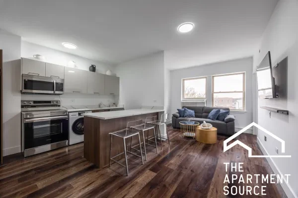 1555 West Hollywood Avenue #210