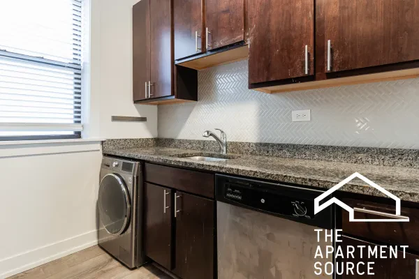 821 West Waveland Avenue #S2
