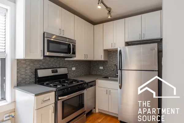 2420 North Kedzie Boulevard #201