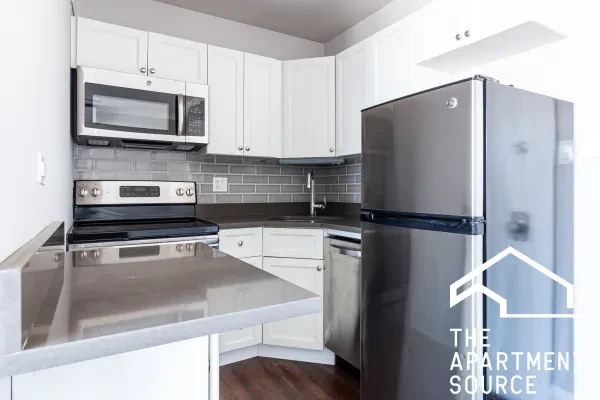 817 West Lakeside Place #510