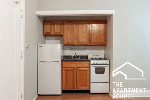 3831 North Fremont Street #402
