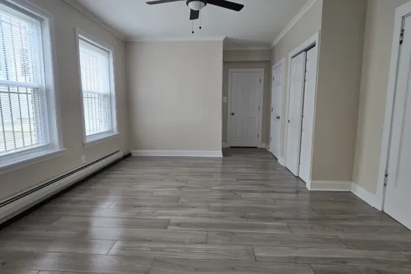 4866 North Magnolia Avenue #405