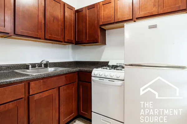 711 West Belmont Avenue #501