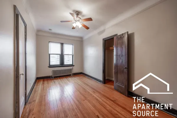 948 West Cuyler Avenue #102