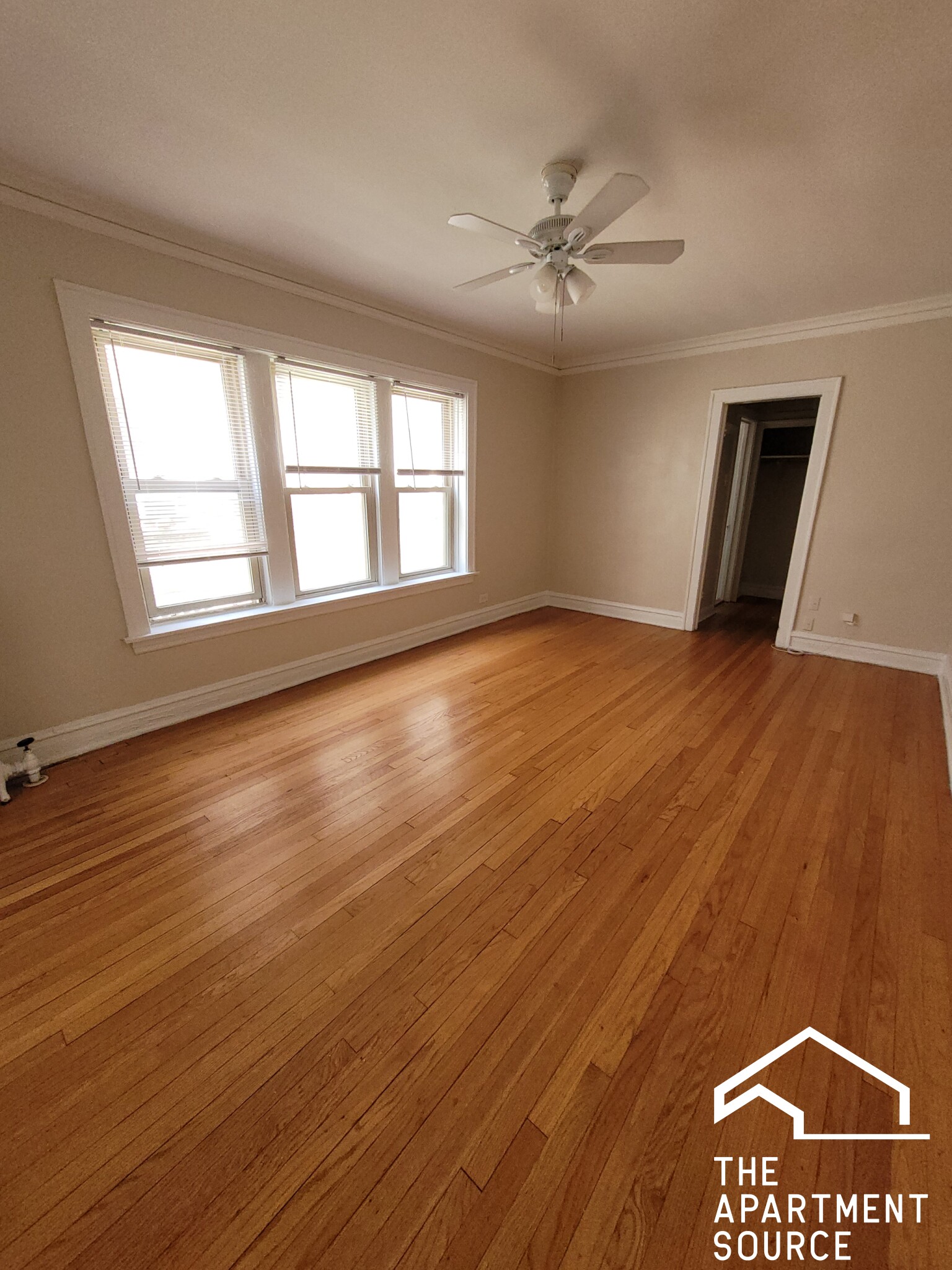 1421 West Farwell Avenue #209