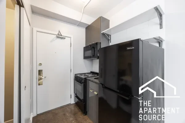 1136 West Wilson Avenue #225