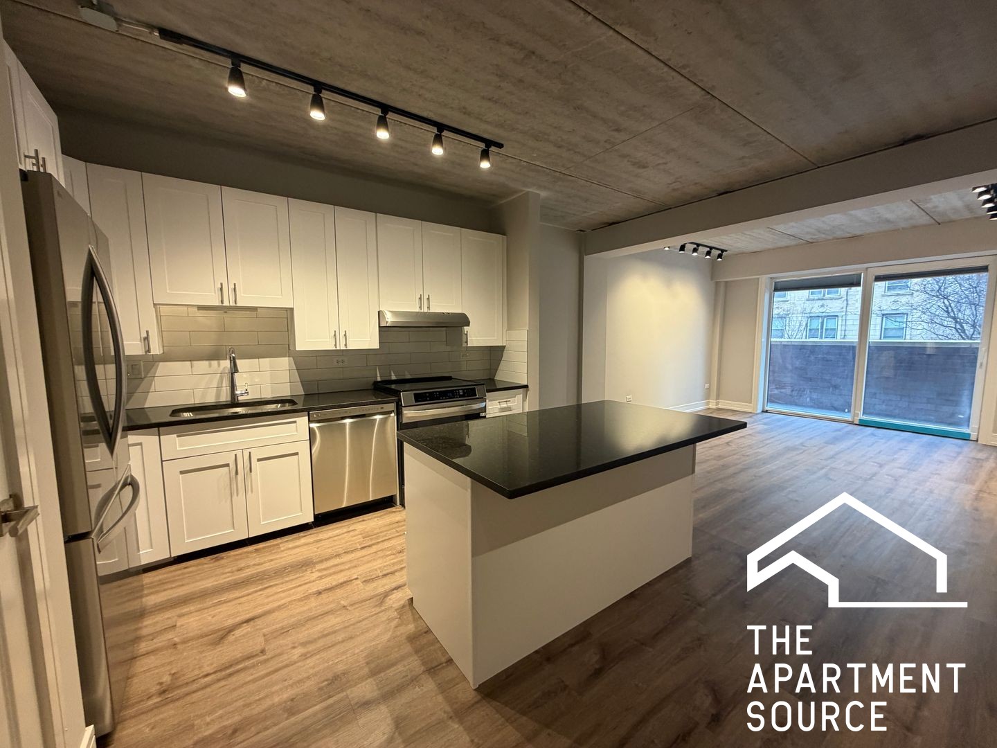 952 West Carmen Avenue #603