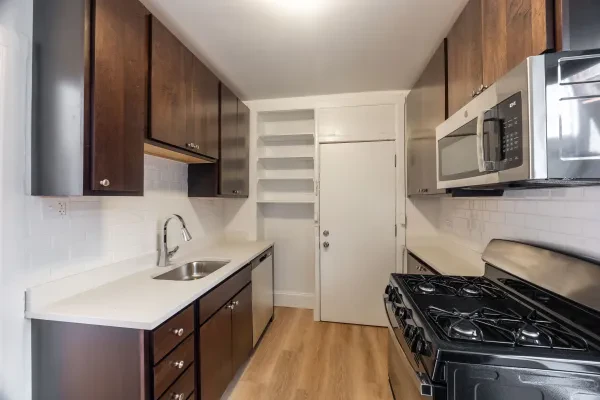 2706 North Spaulding Avenue #1GG