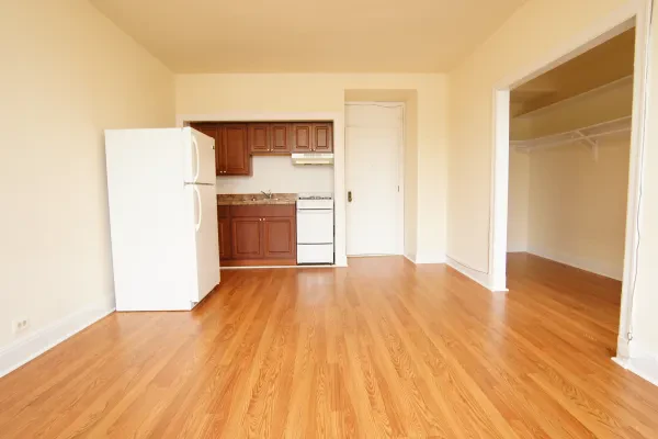 2779 North Milwaukee Avenue #235