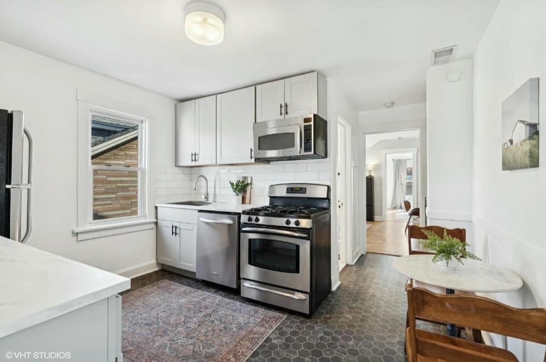3634 North Christiana Avenue #2