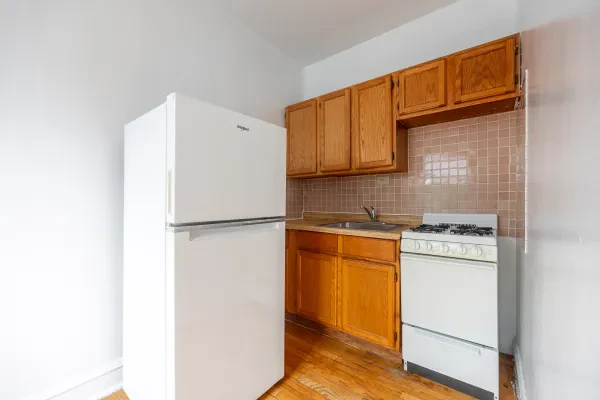 1145 West Morse Avenue #307