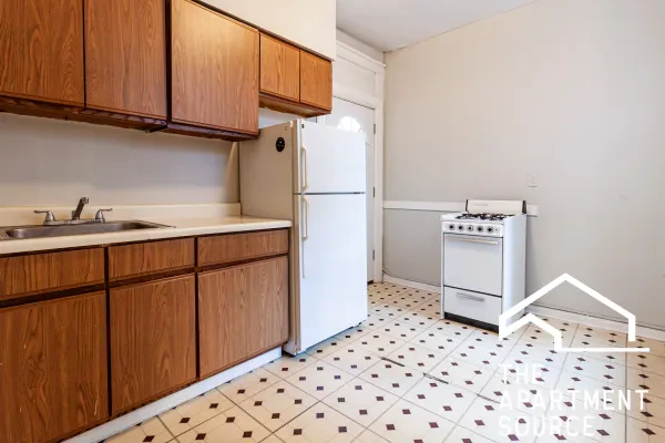 721.5 West Barry Avenue #B2