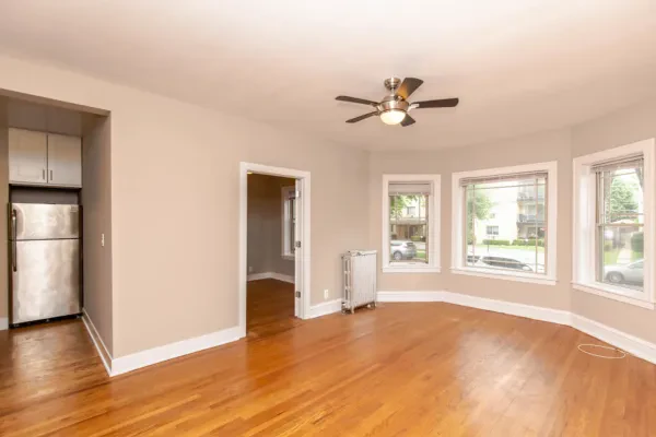 1337 West Touhy Avenue #3N