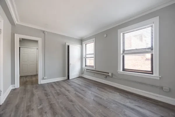 1347 North Dearborn Parkway #604