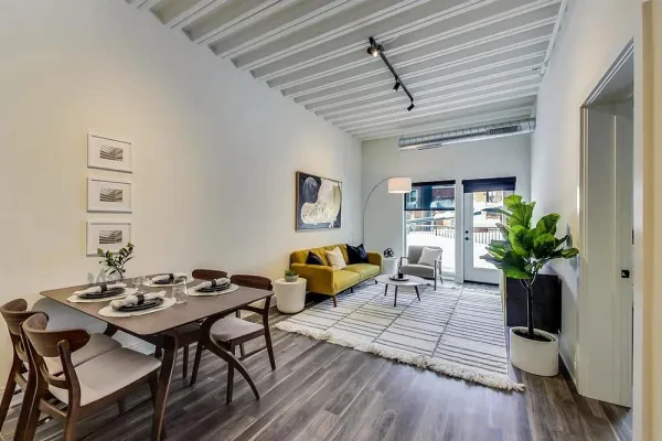 1744 North Western Avenue #101