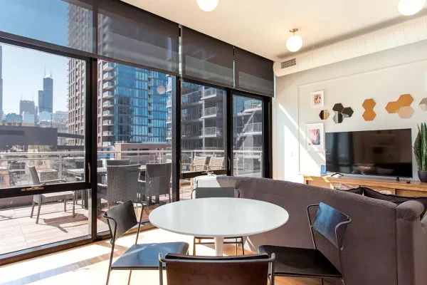 676 North Lasalle Drive #622