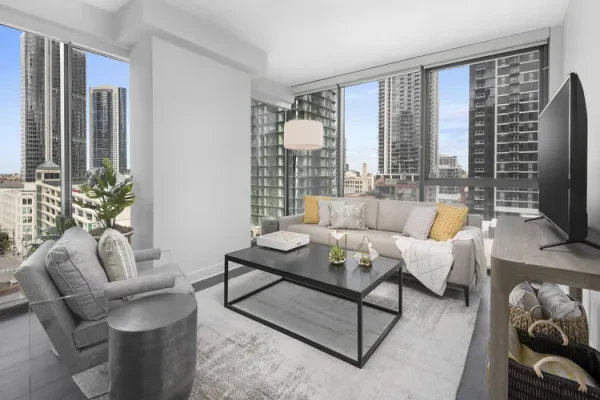 221 West Hubbard Street #1308