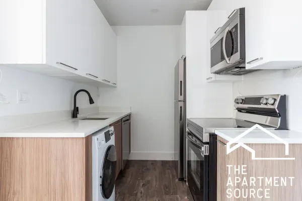 941 West Carmen Avenue #106