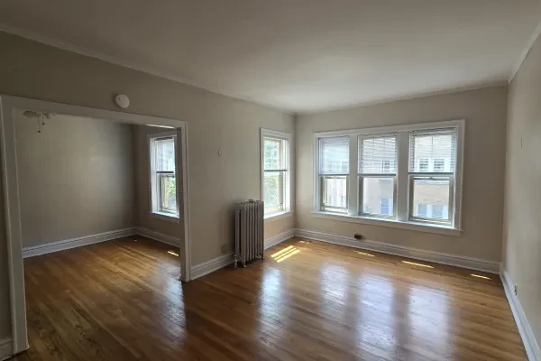 908 Reba Place #2S