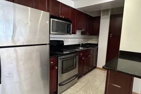 4180 North Marine Drive #1004