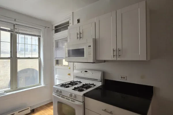 907 Elmwood Avenue #D1