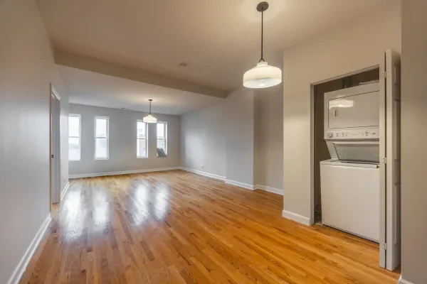1538 North Milwaukee Avenue #4F
