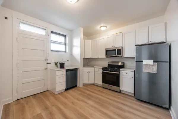 2640 North Milwaukee Avenue #3