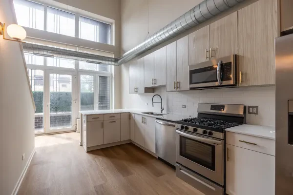6340 West Belmont Avenue #102