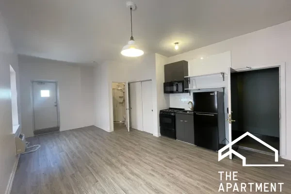 1136 West Wilson Avenue #212