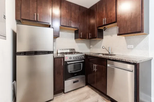 530 West Surf Street #206